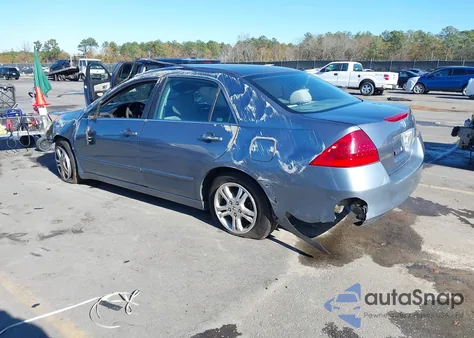 2007 Honda Accord 2.4 Ex z USA, uszkodzony, nr VIN 1HGCM56707A161263